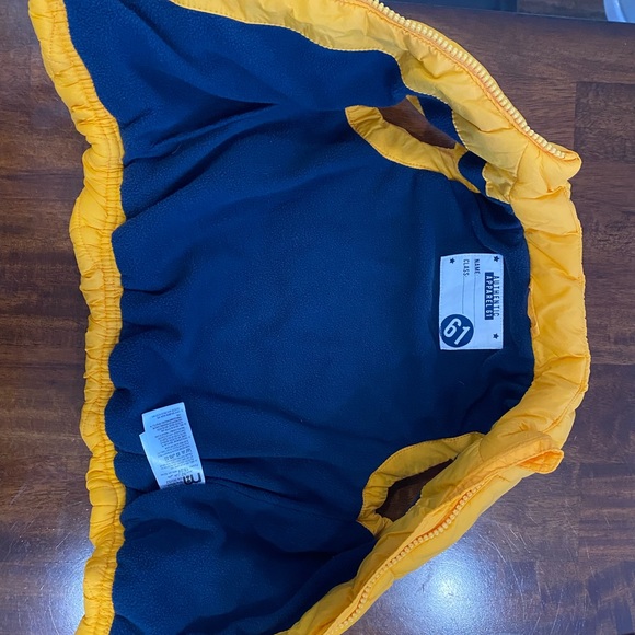 Authentic Apparel 61  18-24 kids puffer vest - Picture 6 of 7